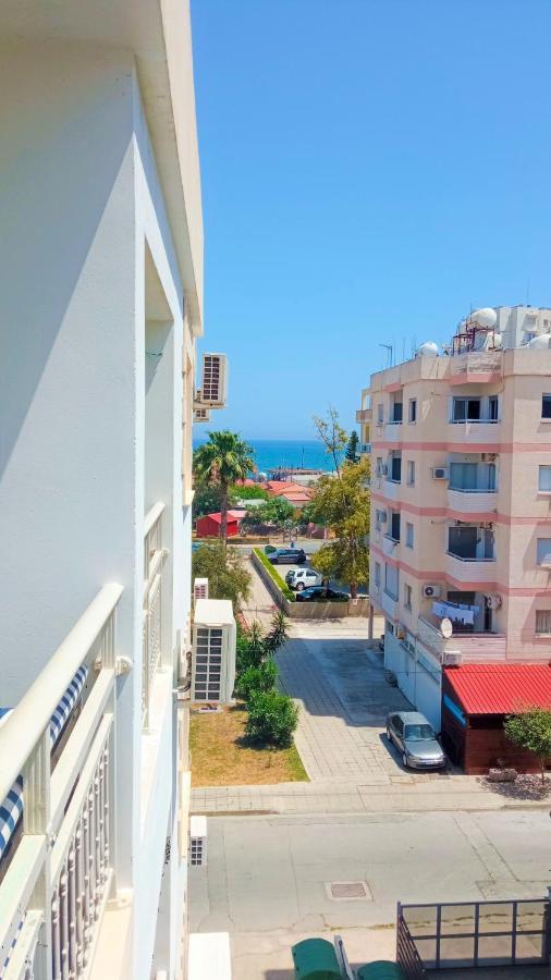 לרנקה Luxury Private Rooms -Sea View, Netflix, Gym- 5 Min From Beach! - Private Room In Shared Apartment מראה חיצוני תמונה